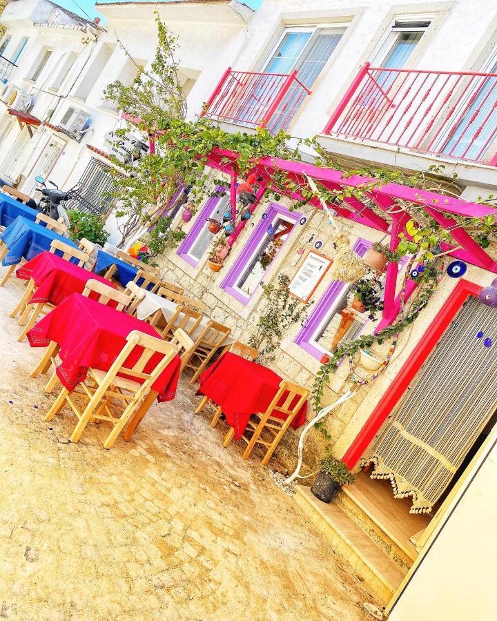 Pervin Hanim Konagi Alaçatı Exterior foto